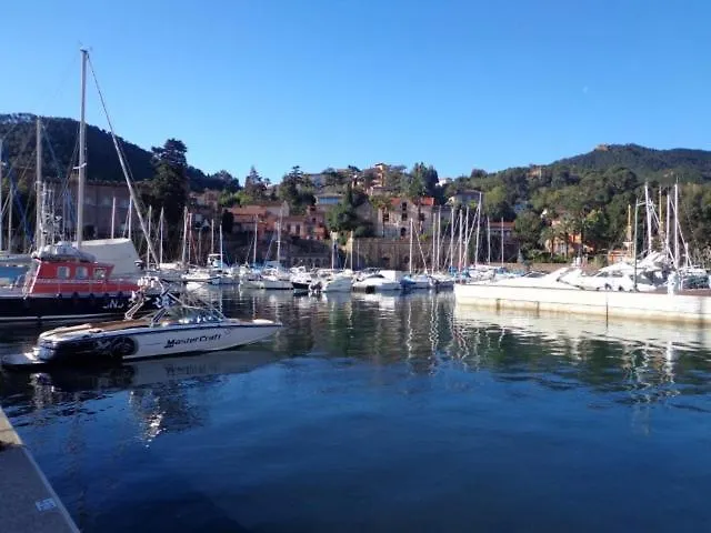 Bed & Breakfast Villa La Brise Theoule-sur-Mer France